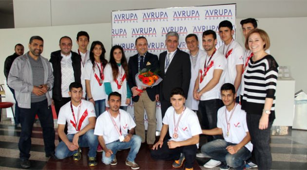 Muay Thali’de 10 madalya kazandılar