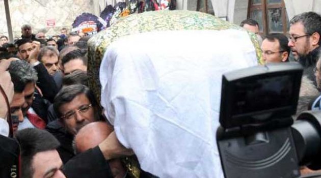 Muhsin Yazıcıoğlu'nun annesi toprağa verildi