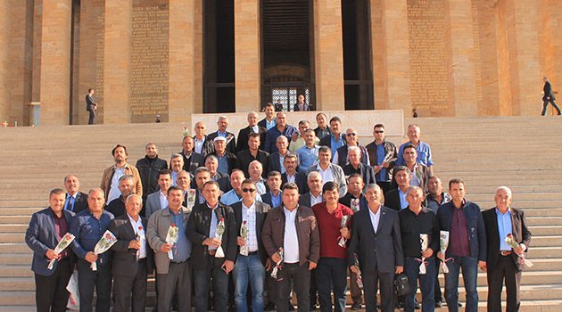 Muhtarlar Ankara ve Çanakkale’yi gezdi