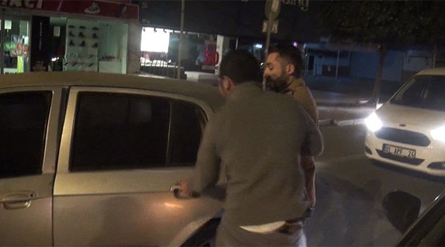 Müşterilere kokain servisi yapan taksici tutuklandı
