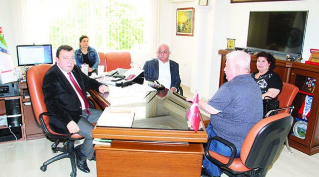 Müteahhitler Birliği’nden Mehmetçik Vakfına bağış