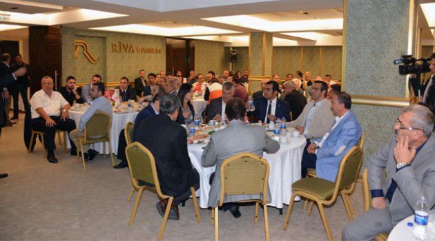 Müteahhitler kahvaltıda buluştu