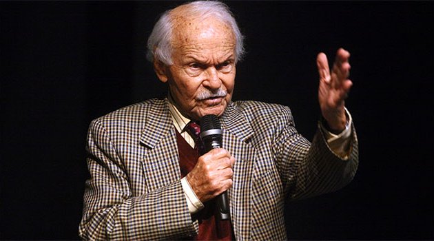 Muzaffer İzgü Atatürk'ü anlattı