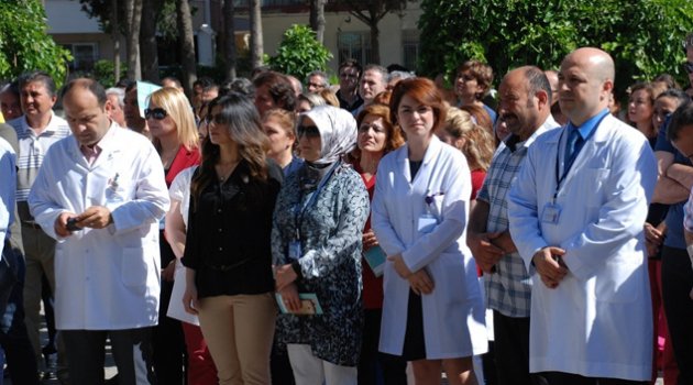Nacar: "Şifa veren eller kendilerini anlayan yürek istiyor"