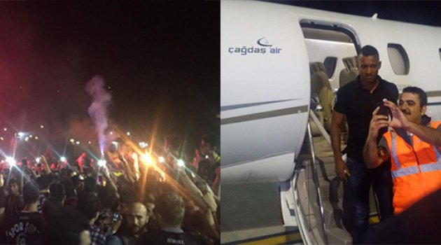 Nani geldi Fenerbahçe taraftarı coştu!