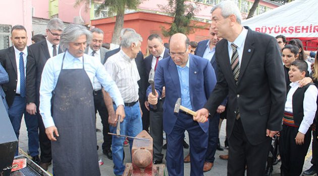 Nevruz’u coşkuyla kutladılar