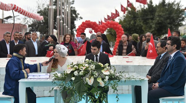 Nikâh cüzdanları havadan indirildi