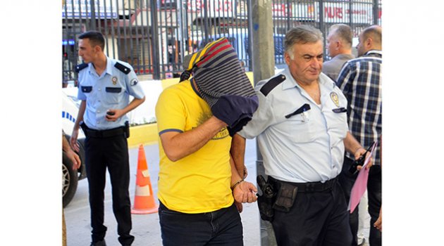 O öğretmene EV HAPSİ