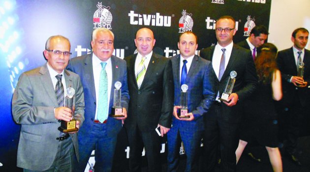 Ödüllere Adana ambargosu