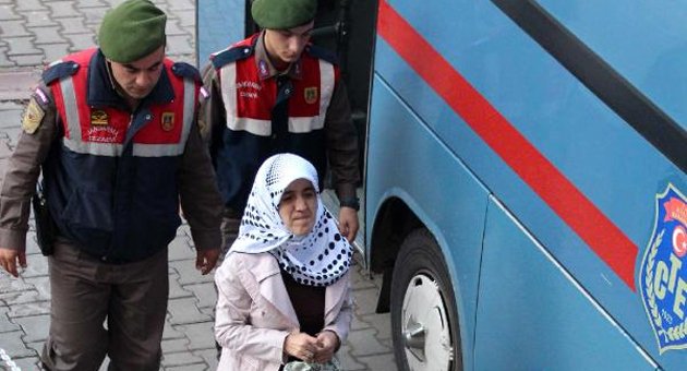 Oğluna cinsel istismardan yargılanan anneye 12 yıl 6 ay hapis
