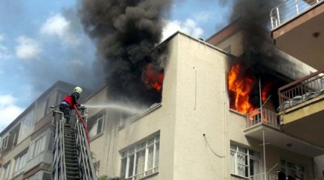 Öğrenci evinde çıkan yangın korkuttu