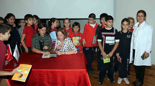 Öğrenciler, Fransız yazar ile düşünme egzersizi yaptı