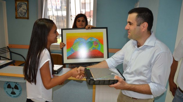 Öğrencilere ödülleri verildi