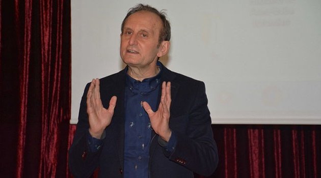 Öğrencilerin problemlerine online çözüm