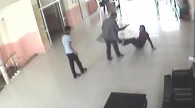 Öğrencisini koruyan öğretmene veli dayağı