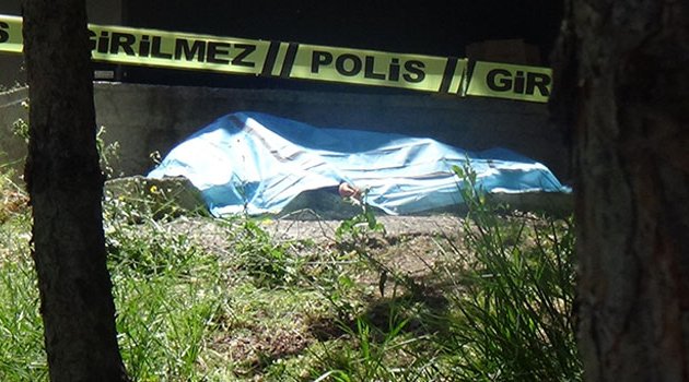 Okul bahçesinde cesedi bulundu