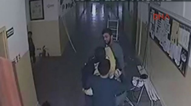 Okulda dehşet!