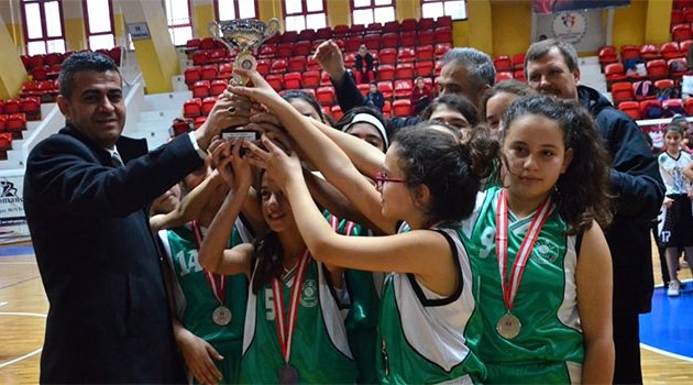 Okullararası Küçük Kızlar Basketbol İl Birinciliği tamamlandı