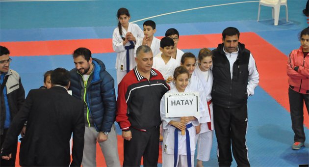 Okullararası Küçük ve Yıldızlar Karate Grup Müsabakaları