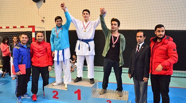 Okullarası Yıldız ve Gençler Karate Müsabakaları