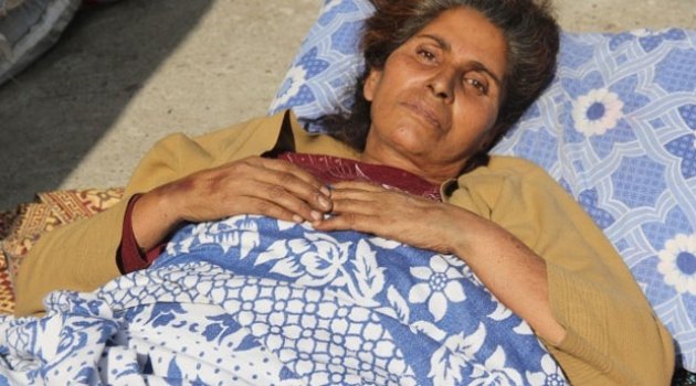 Ölüm Döşeğindeki Kanser Hastası Anne, Çocukları İçin Yardım İstedi