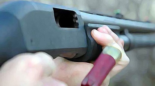 Önce komşularını vurdu sonra intihar etti
