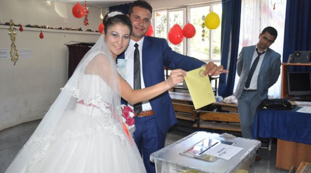 Önce sandık, sonra düğün