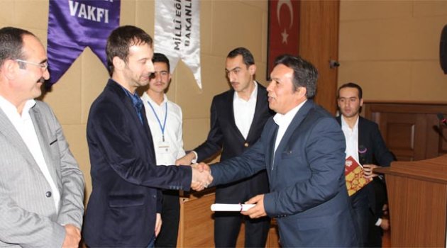 Osmanlıca kursuna katılan 250 kişiye sertifika