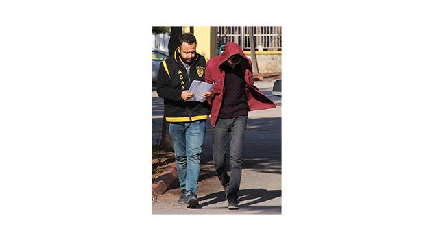 Oto hırsızlarına suçüstü