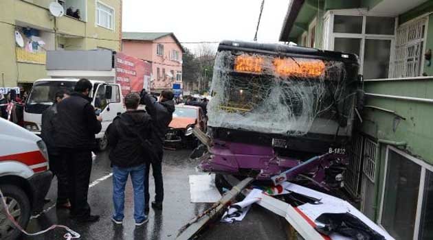 Otobüs dehşeti: 2 ölü, 8 yaralı