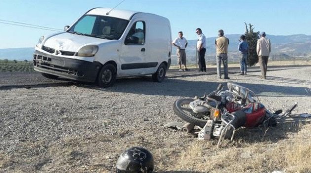 Otomobil ile motosiklet çarpıştı: 1 yaralı