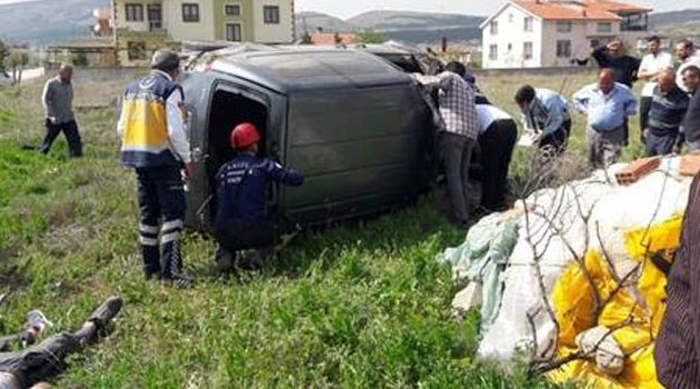 Otomobil takla attı! 4 yaralı