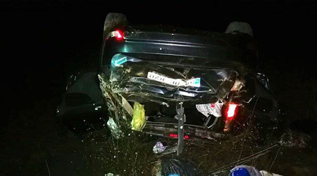 Otomobil tarlaya uçtu! 1 ölü 5 yaralı