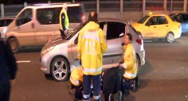 Otomobilin altına aldığı cesetle 5 kilometre gitti