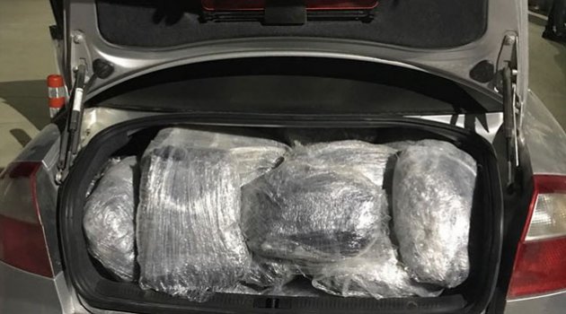 Otomobilin bagajında 87 kilo 450 gram esrar bulundu