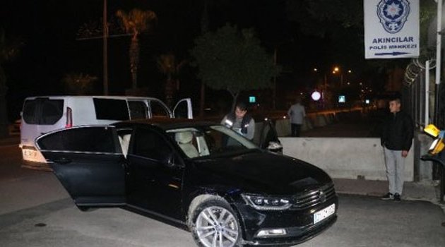 Otomobilinde Silahlı Saldırıya Uğrayan Kişi Ağır Yaralandı