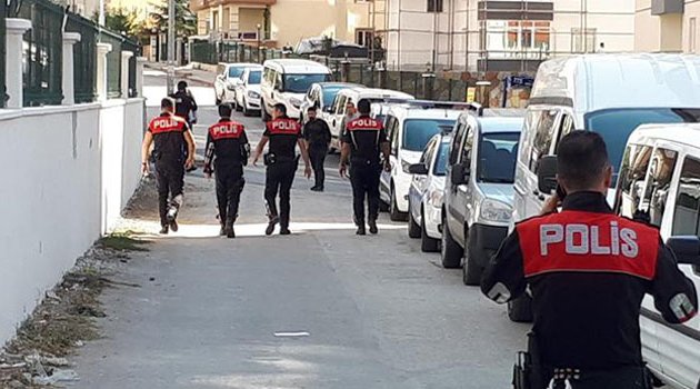 Otoparkta silahlı kavga! 2 ölü
