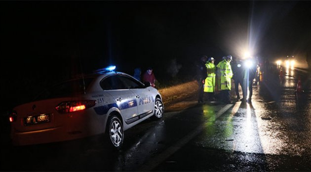Otoyolda kimliği belirlenemeyen ceset bulundu