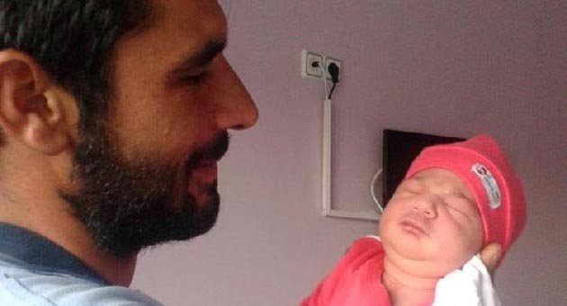 Oynaması için verilen balon patlayınca 5 aylık bebek öldü