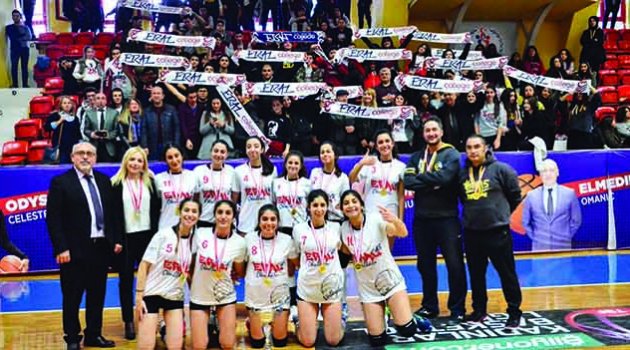 Özel Eral Temel Lisesi Şampiyon