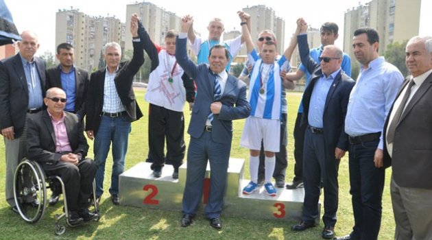 Özel sporcular Türkiye Atletizm Şampiyonası Adana’da başladı
