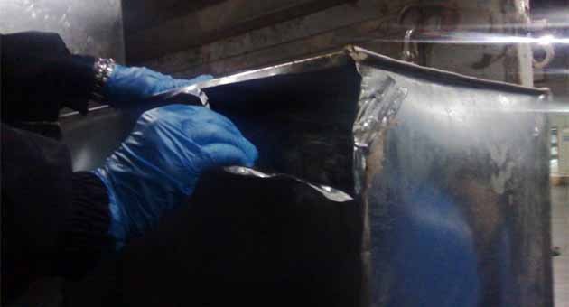 Özel yapım metal kutulardan 260 kilo esrar çıktı