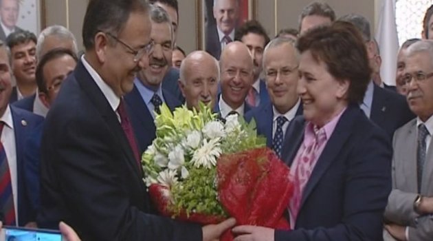 Özhasekili, görevini Fatma Güldemet Sarı’dan devraldı