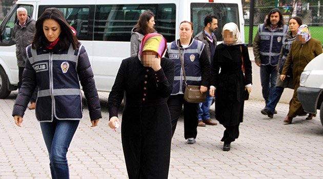 Paralel yapı operasyonu şüphelisi 8 kişi adliyede