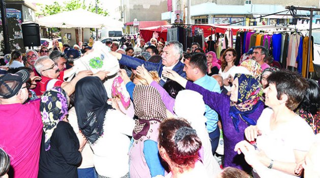 Pazarda naylon poşet yerine bez torba