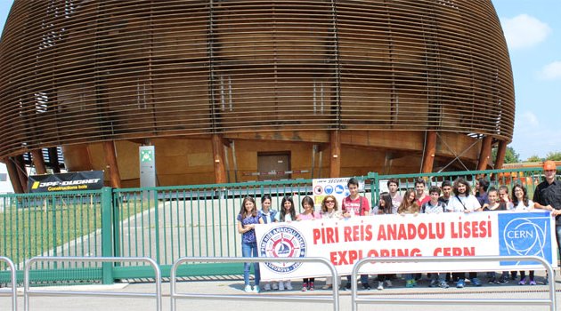 Piri Reis Anadolu Lisesi öğrencileri "CERN"i gezdi