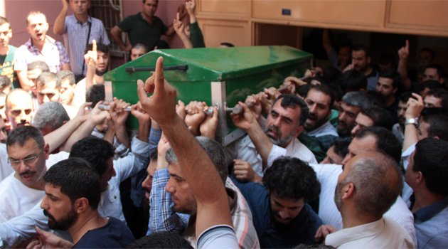 PKK’lıların öldürdüğü vatandaşın cenazesi tekbirlerle alındı