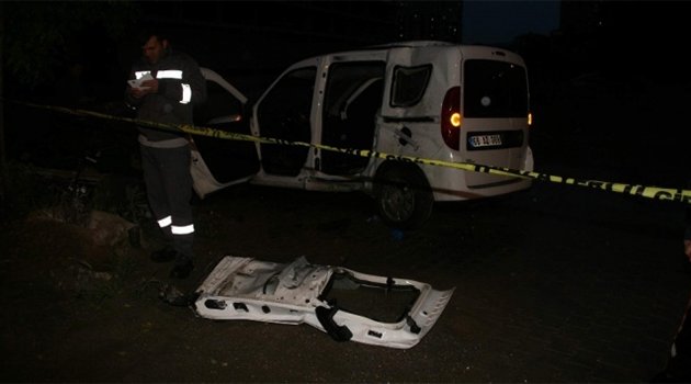Polis aracı kaza yaptı! Yaralılar var