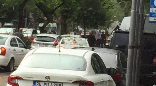 Polis aracına bombalı saldırı!