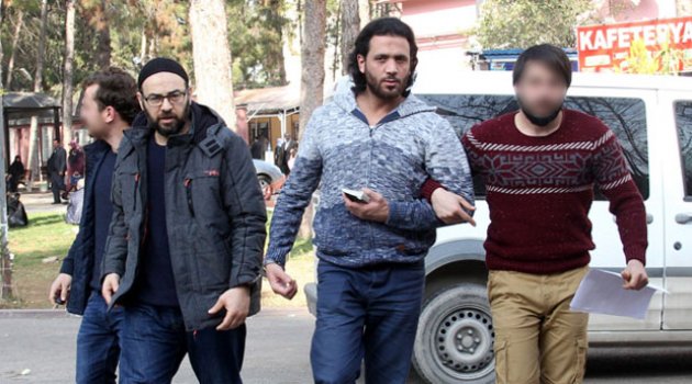 Polis Avrupa'yı kana bulamaya giden DEAŞ'lıları yakaladı